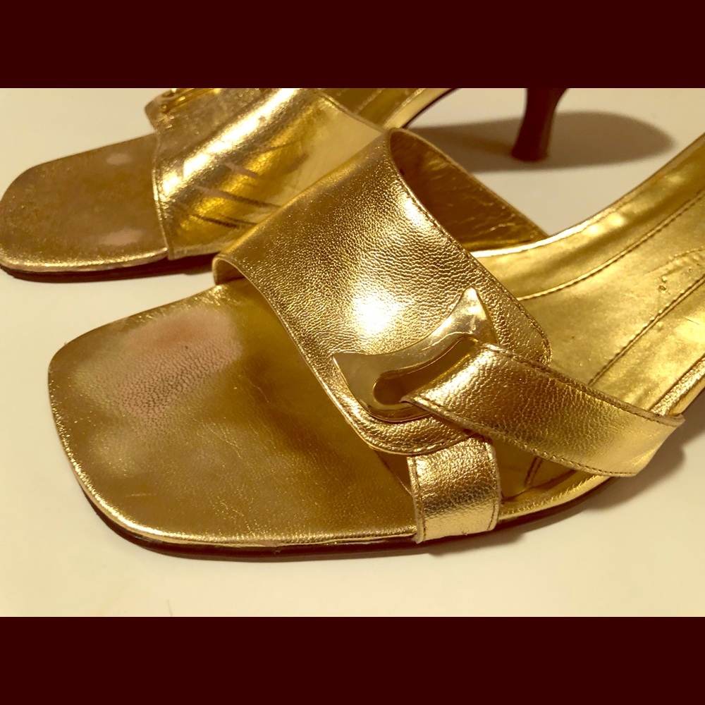 Ladies size 10 Gold Enzo Angiolini’s